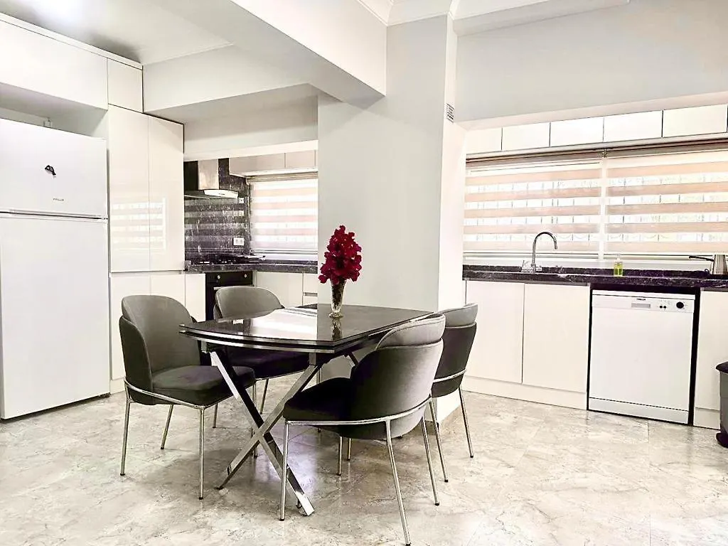Abaa Villa Yakamoz Kuşadası Appartement